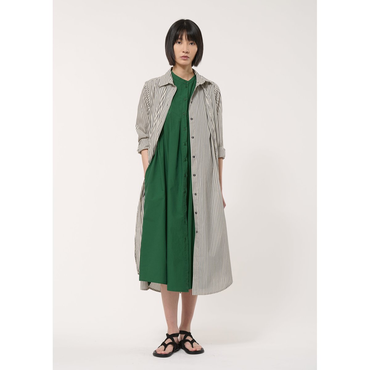 Robe chemise en popeline de coton vert mousse, HUMILITY