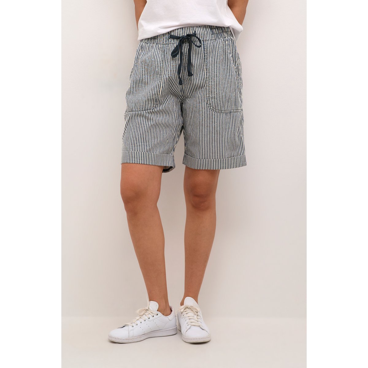 Shorts casual bleu/blanc rayures midnight/white stripe, KAFFE