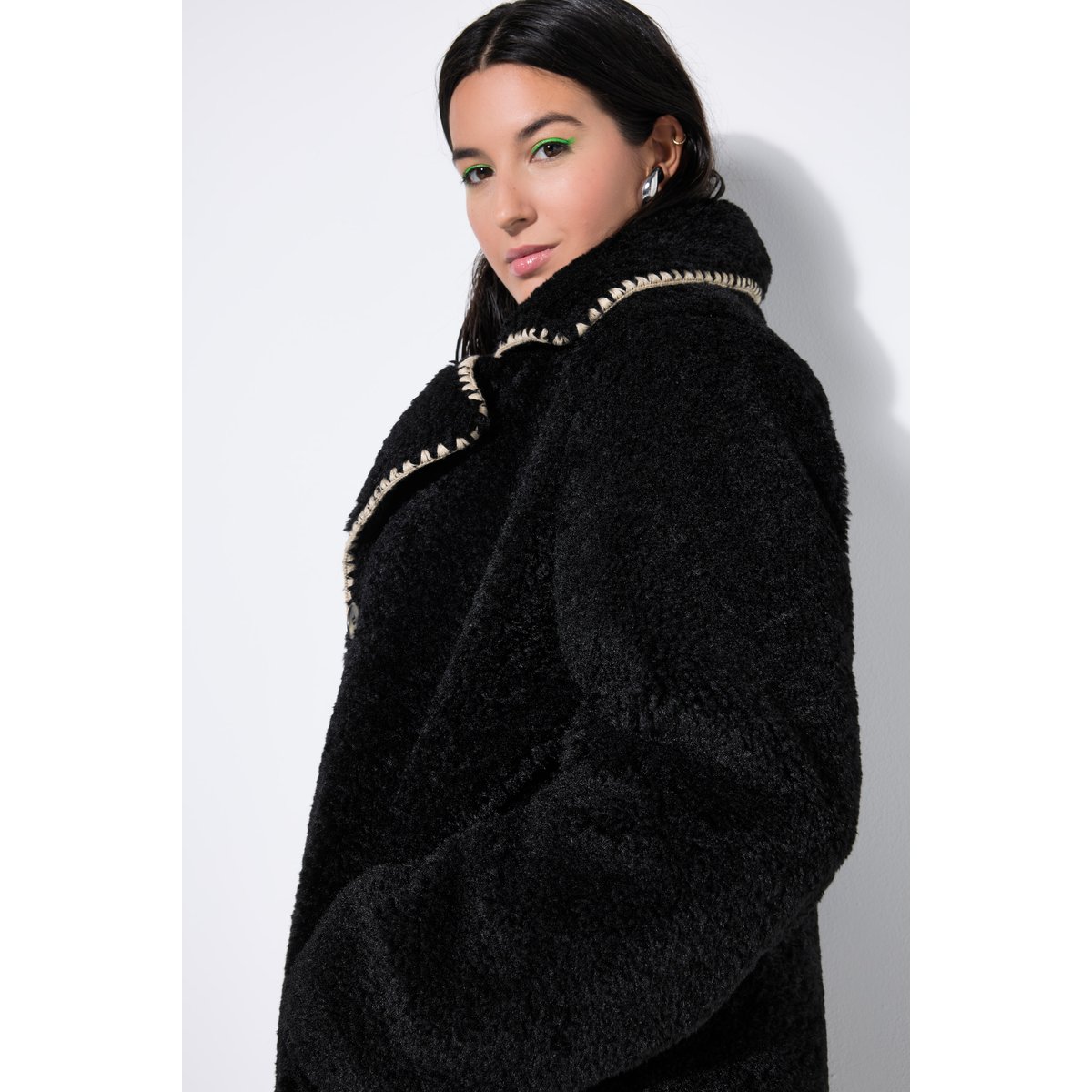 Manteau en polaire bouclée noir, STUDIO UNTOLD