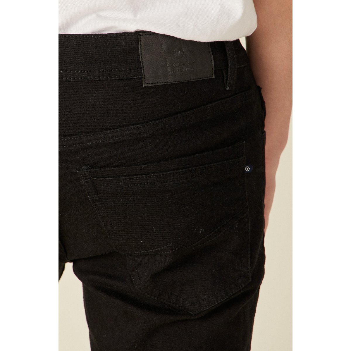 Jeans slim longueur 32 denim noir, BONOBO