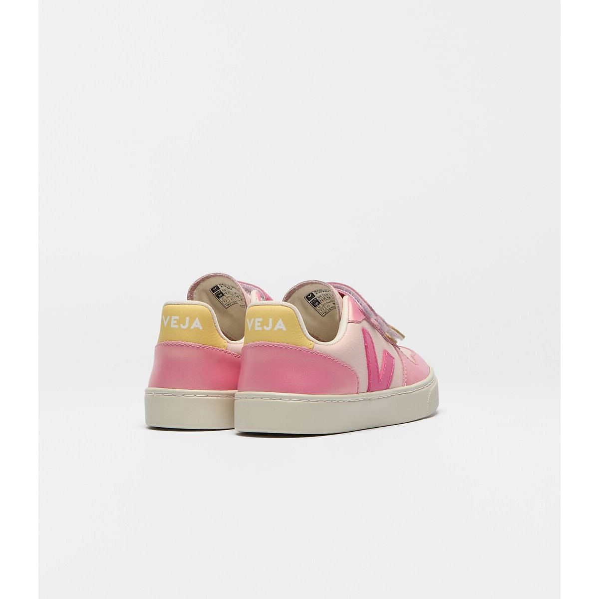 Baskets en cuir rose, VEJA