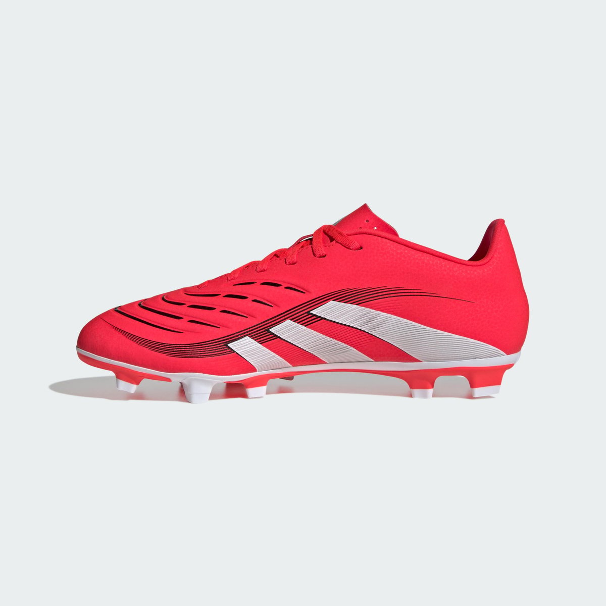 Chaussure Predator Club Terrain Souple / Multi-Surfaces Chaussure Predator Club Terrain Souple / Multi-Surfaces lucid red / cloud white / core black, adidas Performance