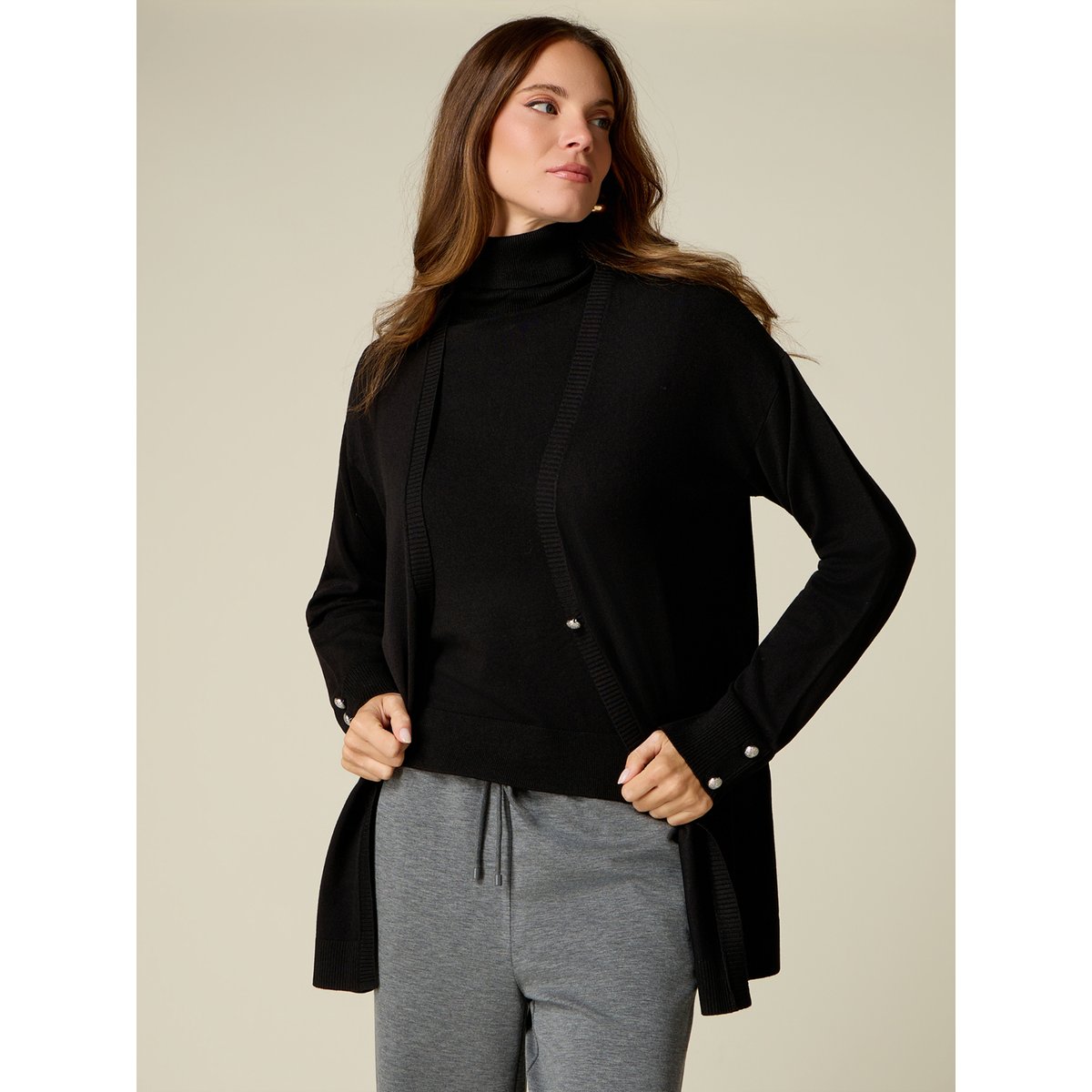 Cardigan long noir, OLTRE