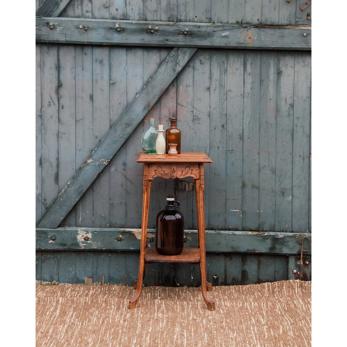 Table d'appoint en bois Francine N°170 - Bon état bois, DEBONGOUT