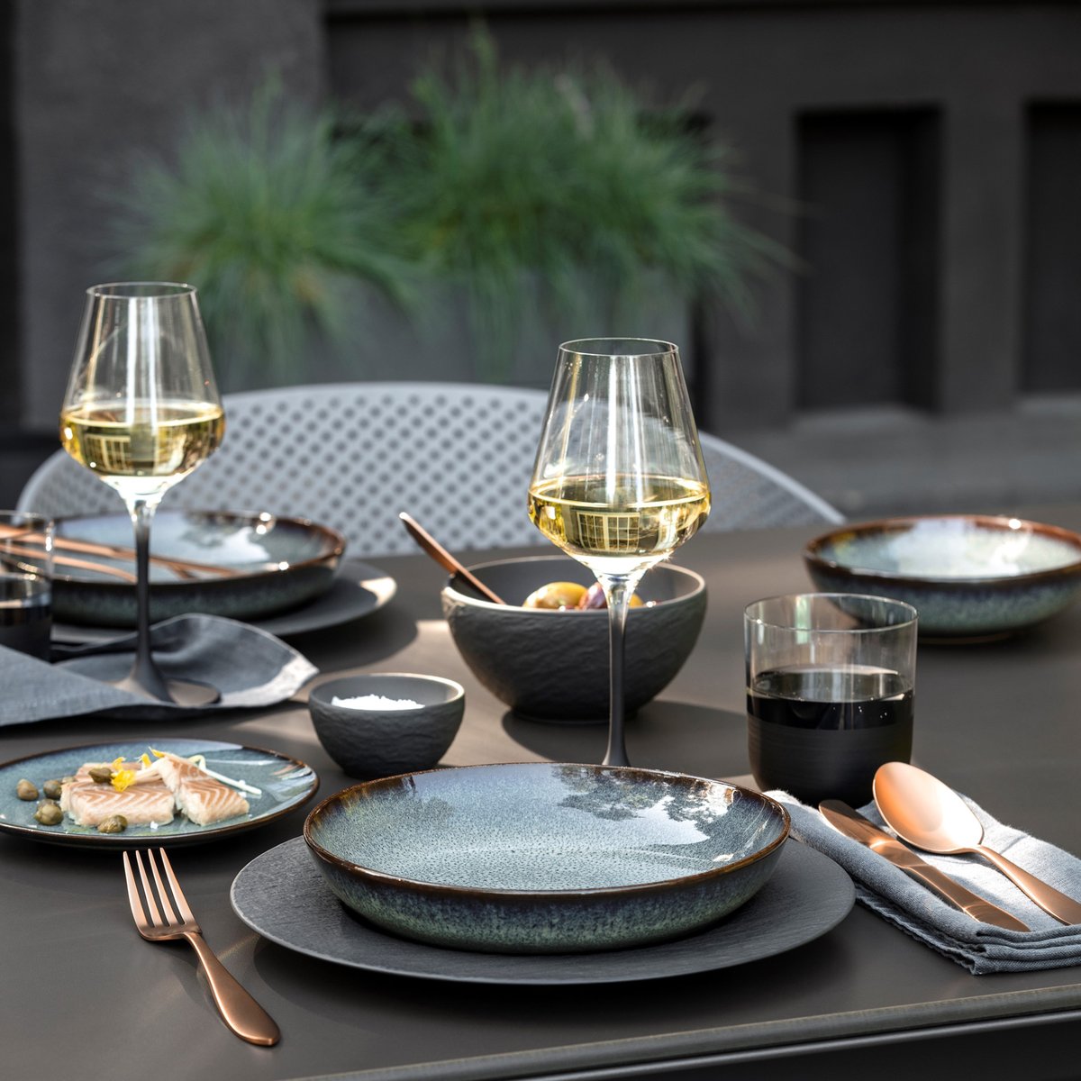 Assiette À Pain LAVE gris, LIKE. BY VILLEROY & BOCH