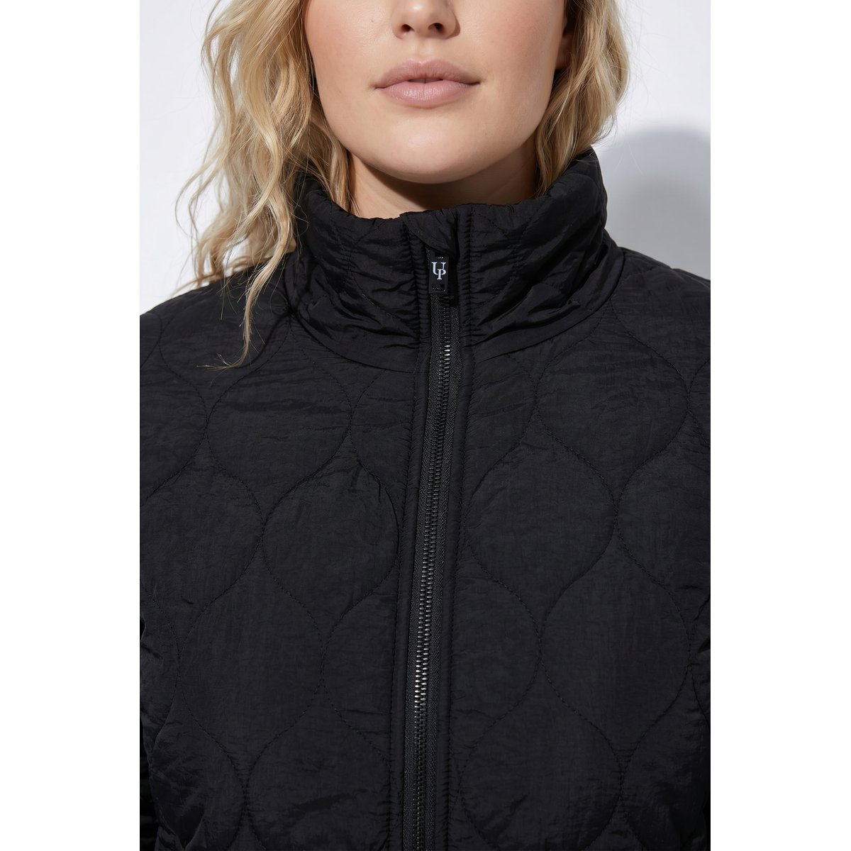 Veste matelassée HYPRAR avec col montant noir, ULLA POPKEN
