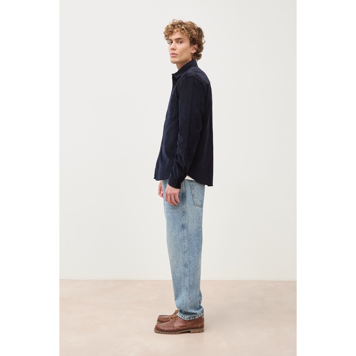 Chemise col classique en velours bleu marine, BONOBO