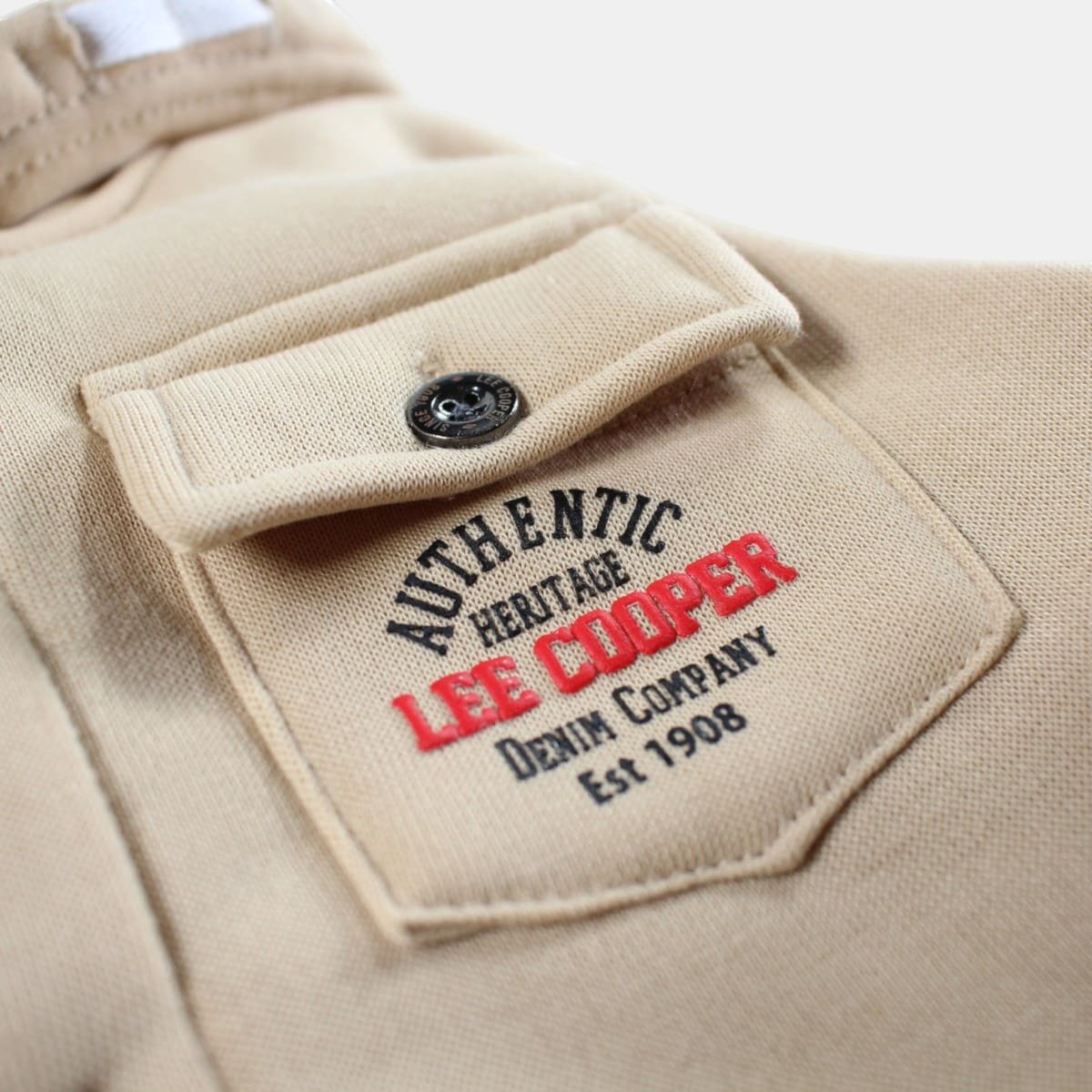 Veste à capuche boutonnée, manches longues et poche poitrine OVERSHIRT ecru, LEE COOPER