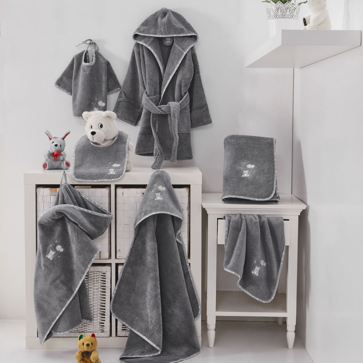 Peignoir enfant en coton peigné Zéro Twist BABY SOFT OURS galet, SENSEI MAISON