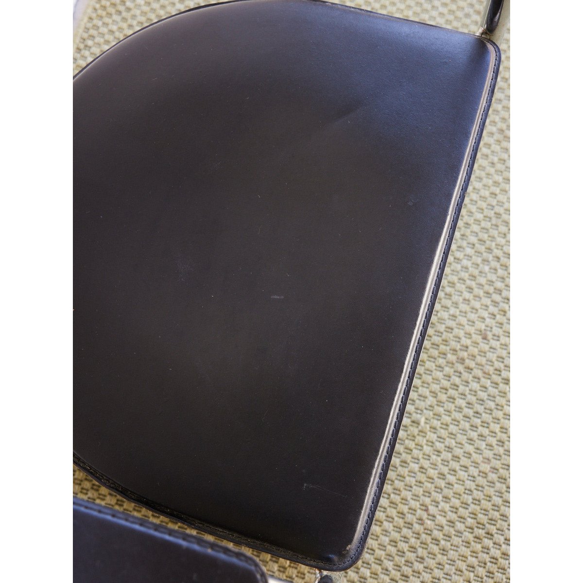Lot de 4 fauteuils en chrome Jakob N°1397 - Bon état noir, DEBONGOUT