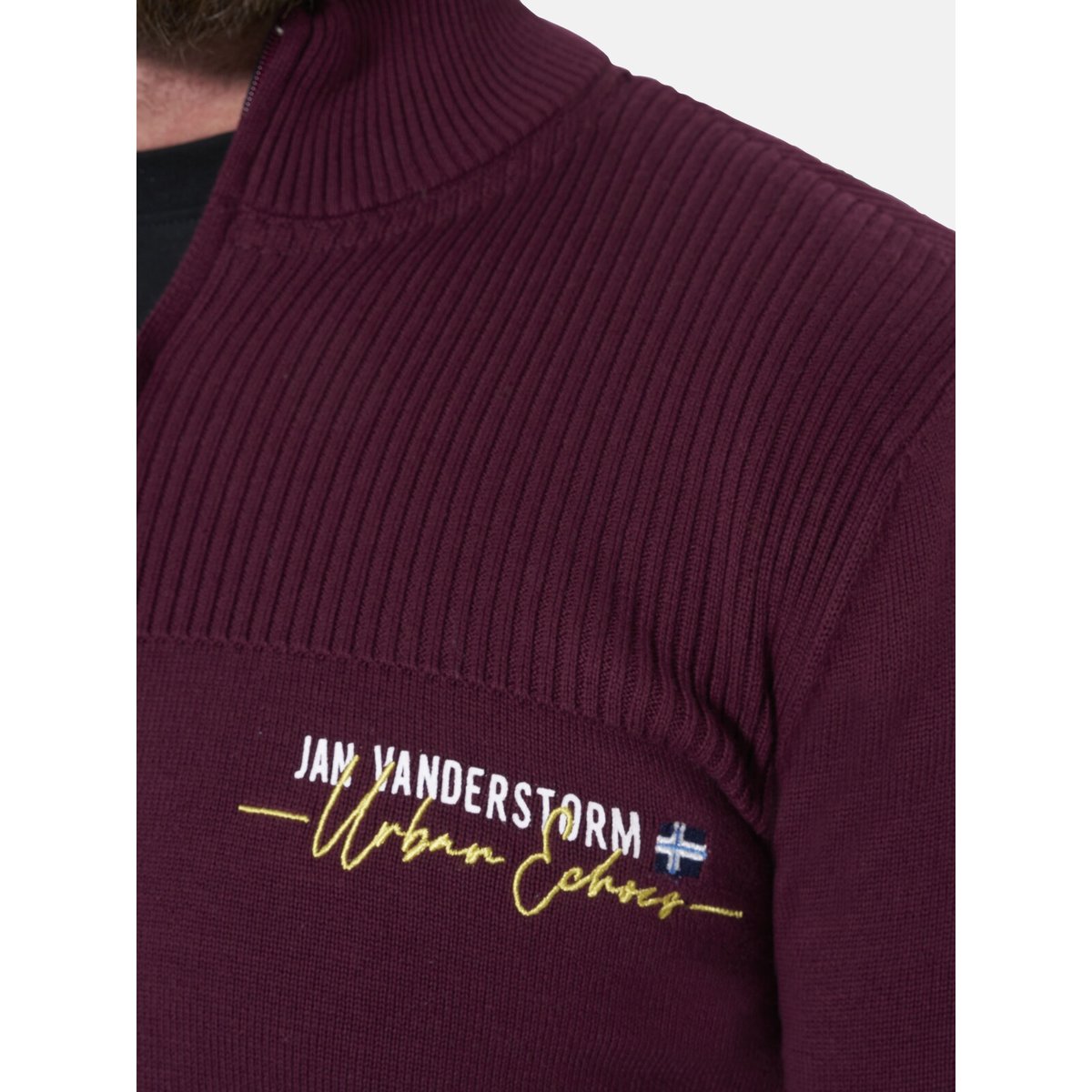 Pull TROLS rouge foncé, JAN VANDERSTORM