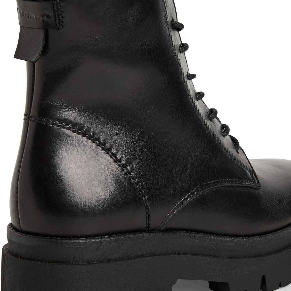 Bottine en cuir noir, TAMARIS