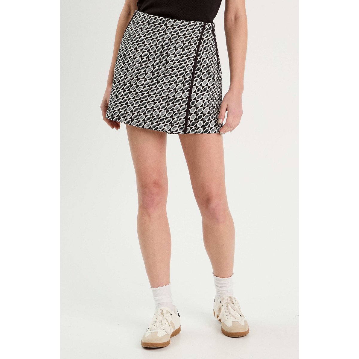 Jupe-short droite stretch noir, CACHE CACHE