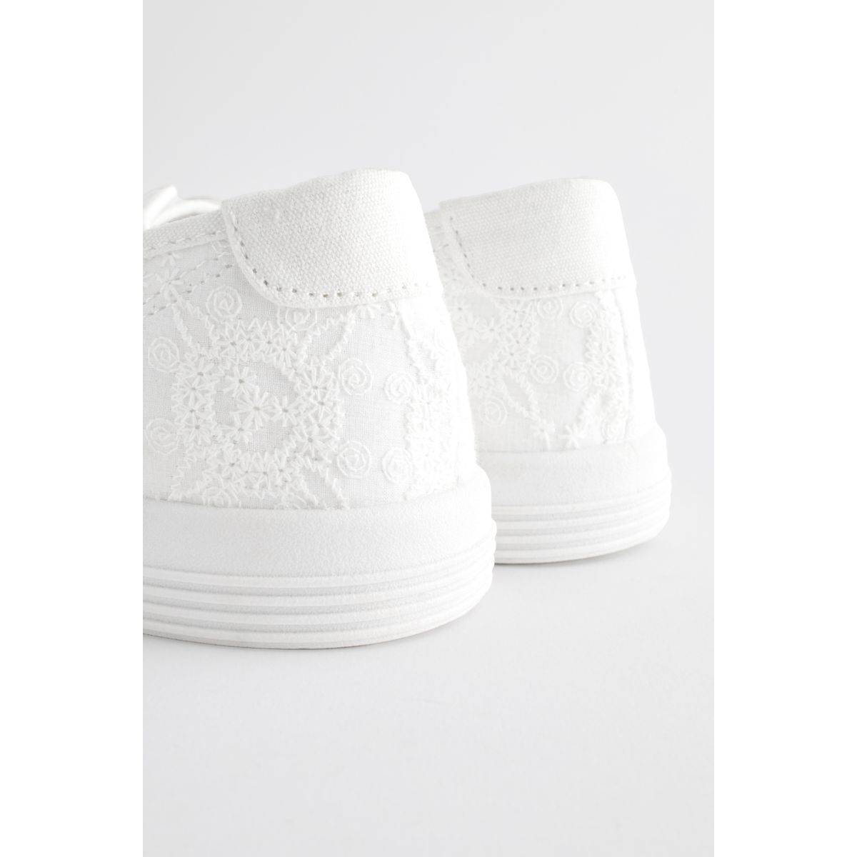 Baskets en toile sans lacets blanc, NEXT