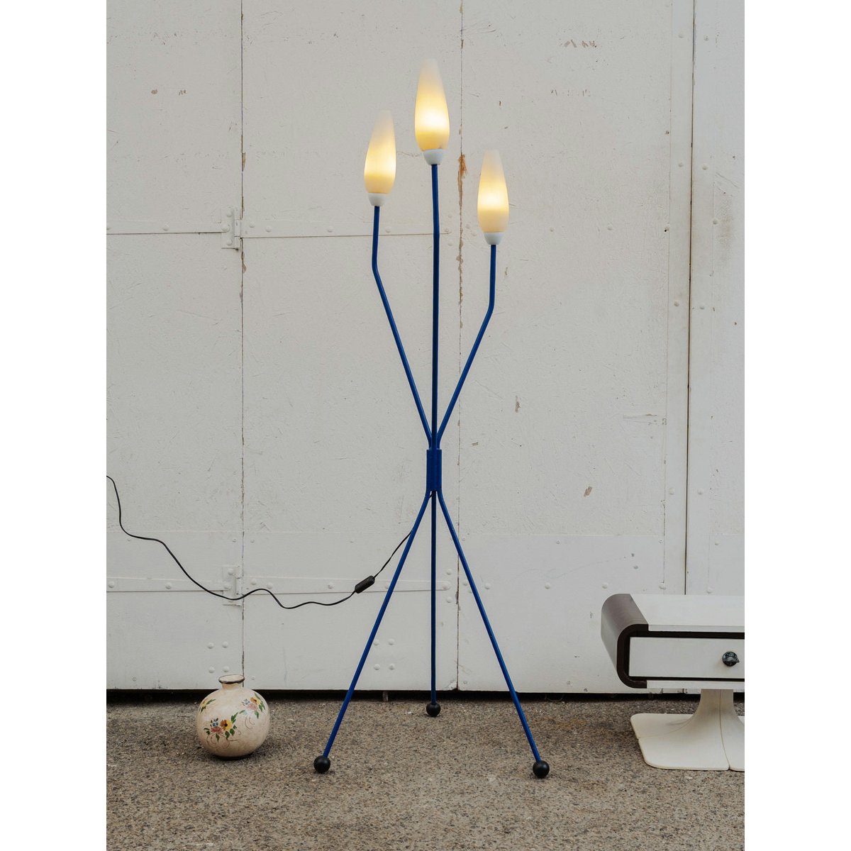Lampadaire bleu Julien N°381 - Bon état bleu, DEBONGOUT