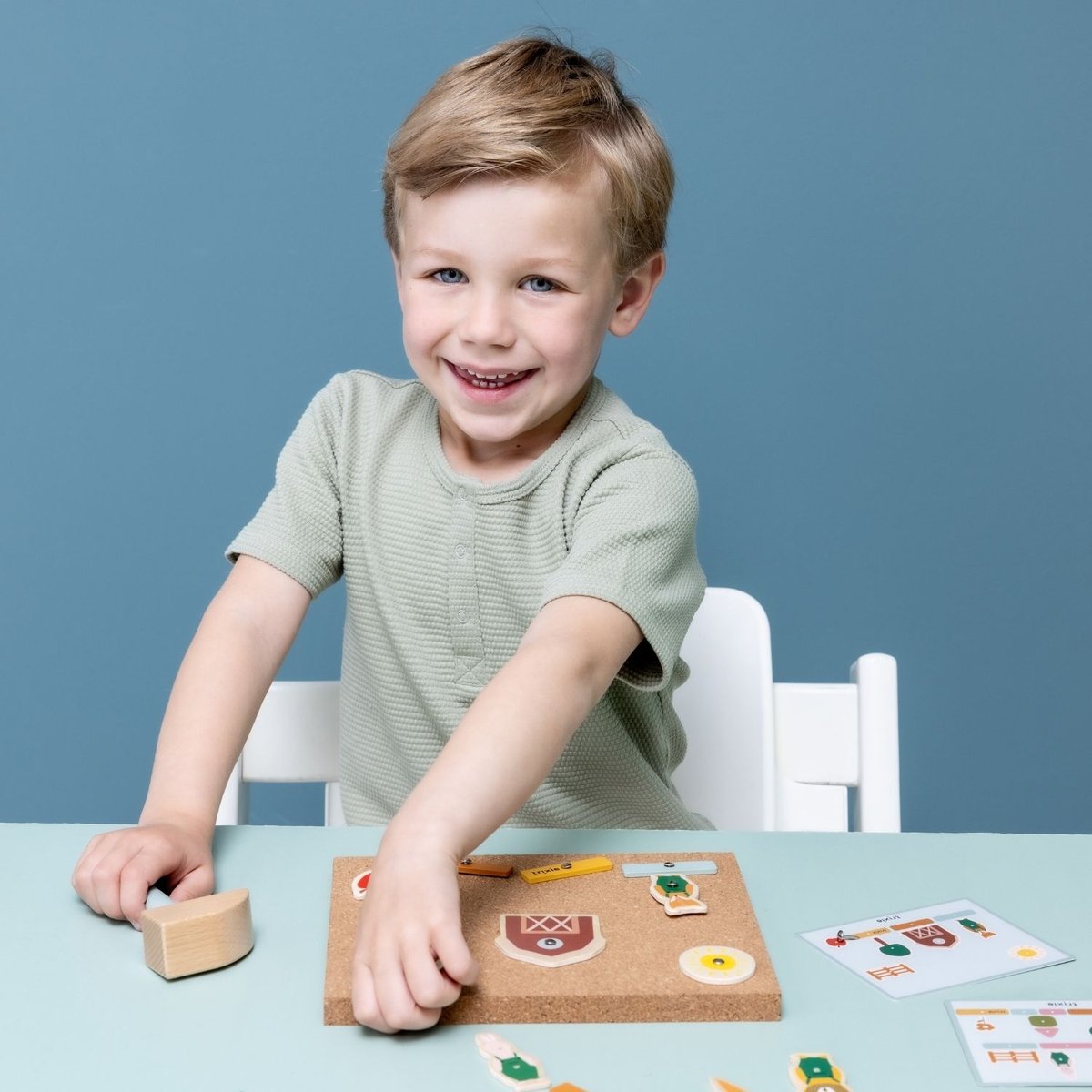 Jeu de clous multicolore, TRIXIE