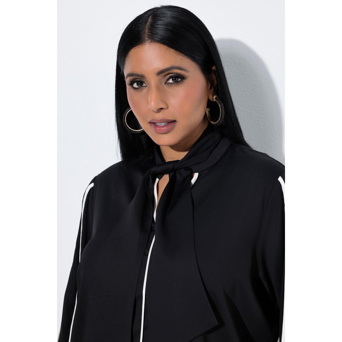 Blouse avec lavallière amovible noir, ULLA POPKEN