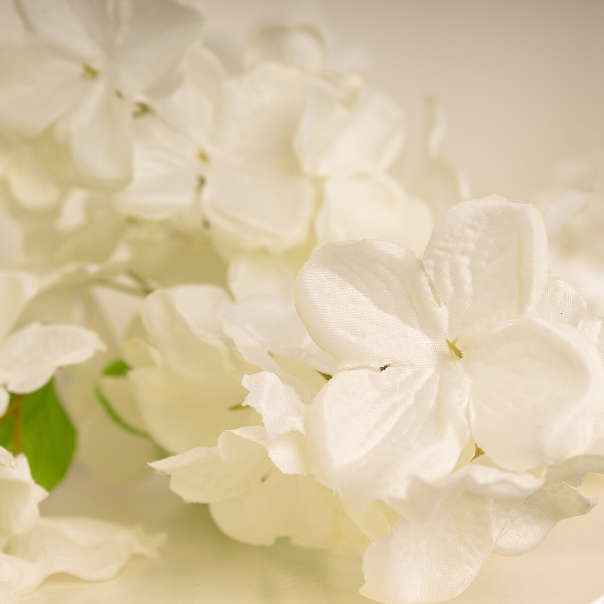 193cm Artificial White Trailing Hydrangea Garland white, SO'HOME
