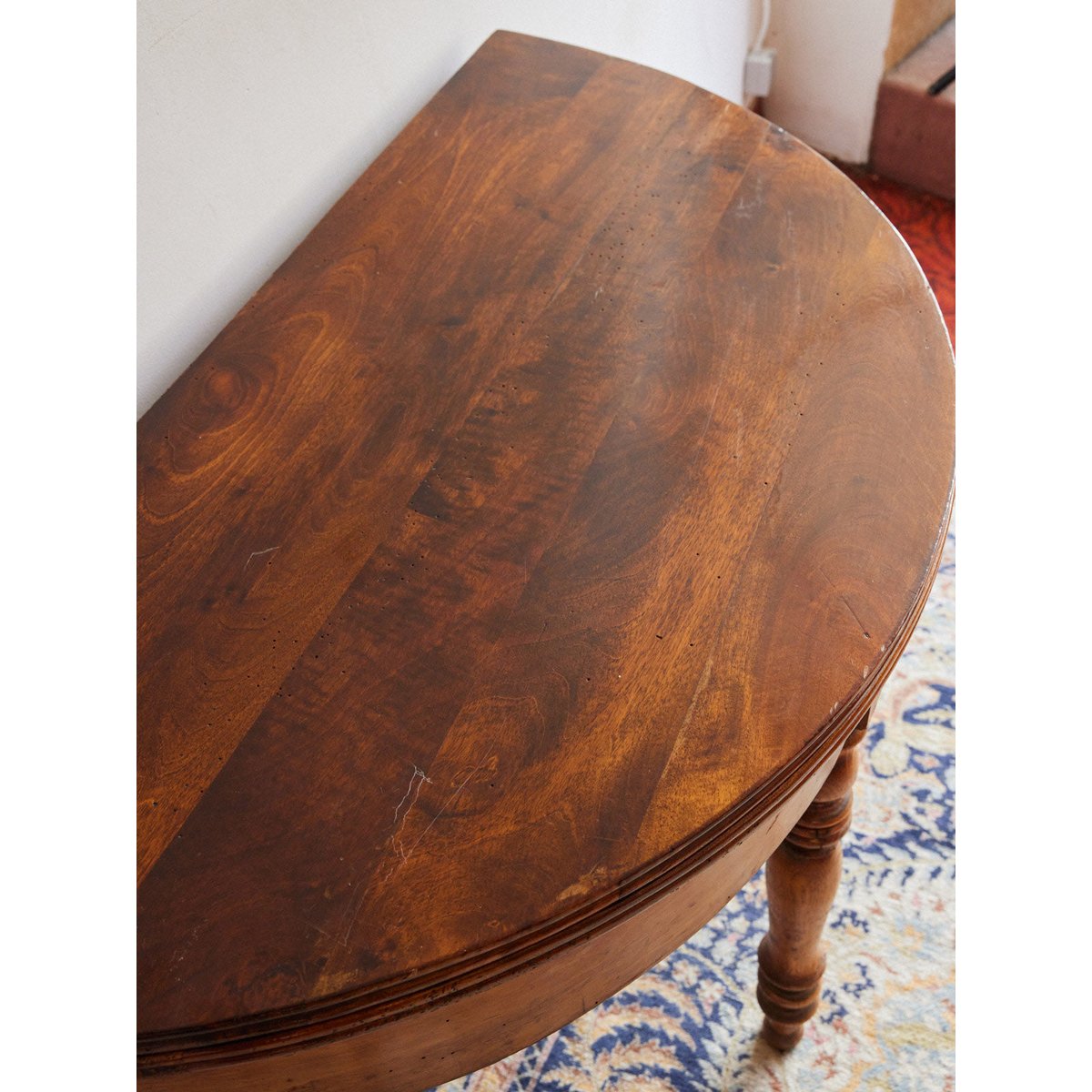 Table d'appoint demi-lune en bois Francine N°1633 - Bon état bois foncé, DEBONGOUT
