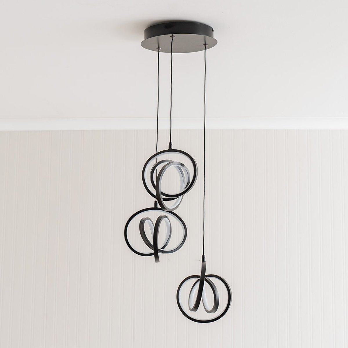 Inez 3-Light Loop Cluster LED Pendant Light in Matte Black black, SO'HOME