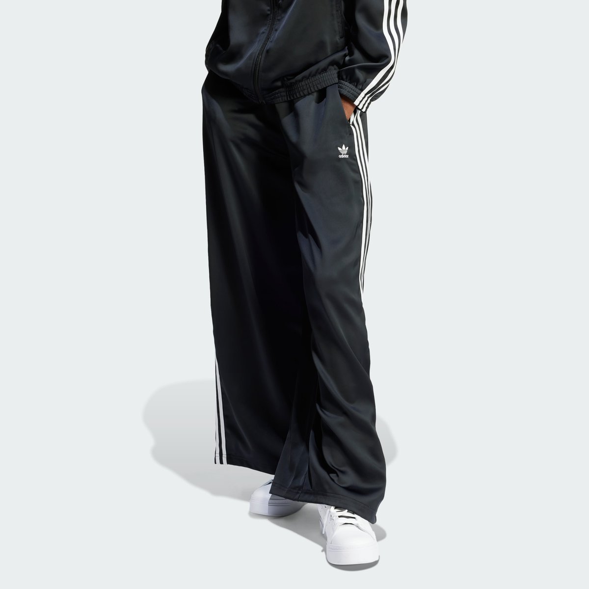 Pantalon De Survêtement À Jambes Larges En Satin Adicolor Pantalon De Survêtement À Jambes Larges En Satin Adicolor black, adidas Originals