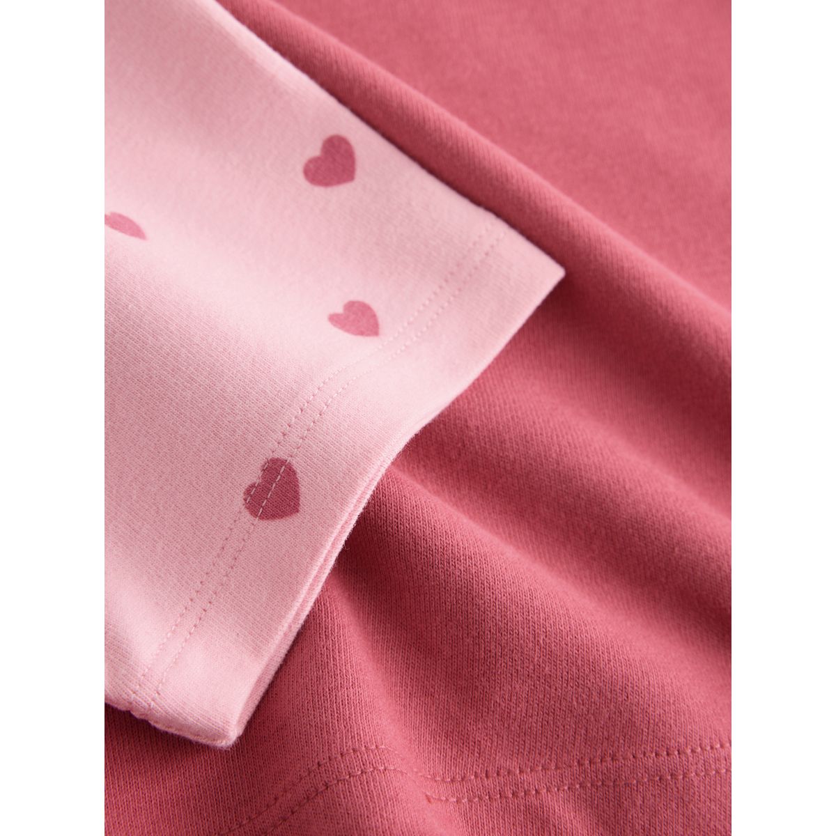 Short cycliste et t-shirt à manches courtes coeur rose, NEXT