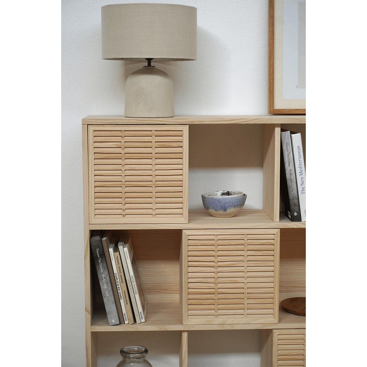 Bibliothèque en pin massif verni MORELLA bois clair, NAAN FURNITURE