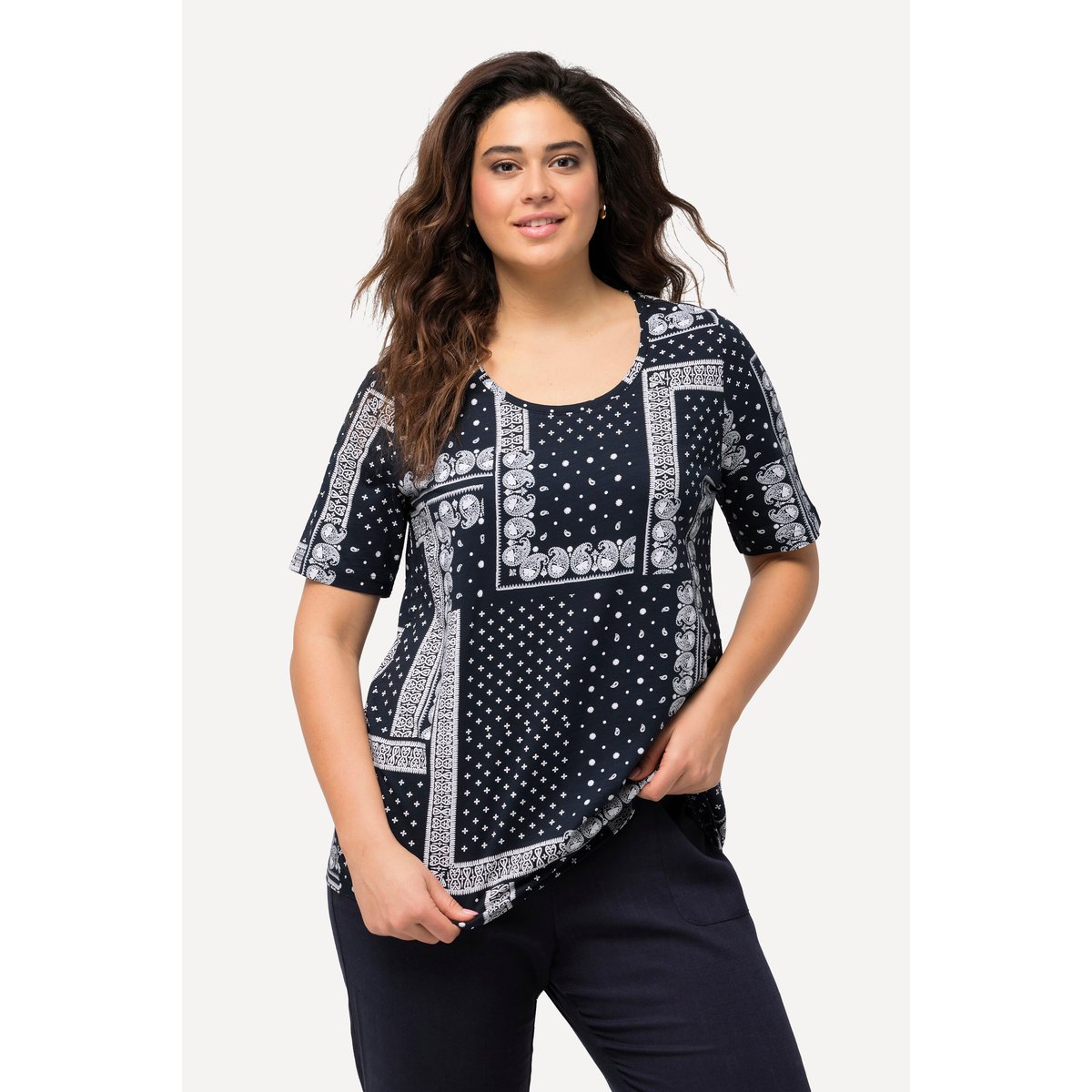 T-shirt en coton bio à motif patchwork marine, ULLA POPKEN