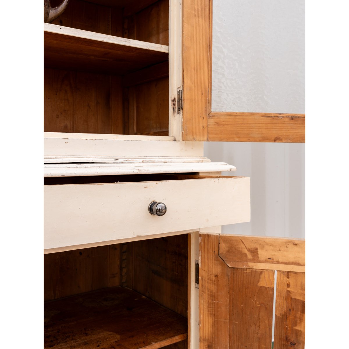 Buffet à deux corps en bois écru Gilbert N°1692 - Bon état ecru, DEBONGOUT