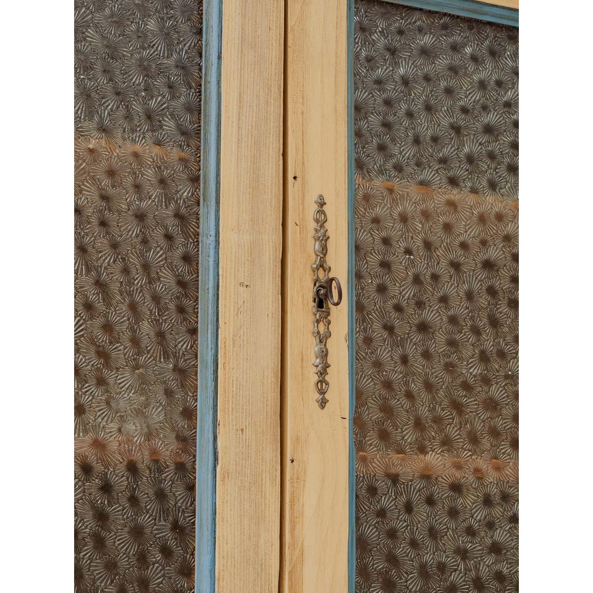 Buffet à deux corps en bois Gilbert N°860 - Bon état bois clair, DEBONGOUT