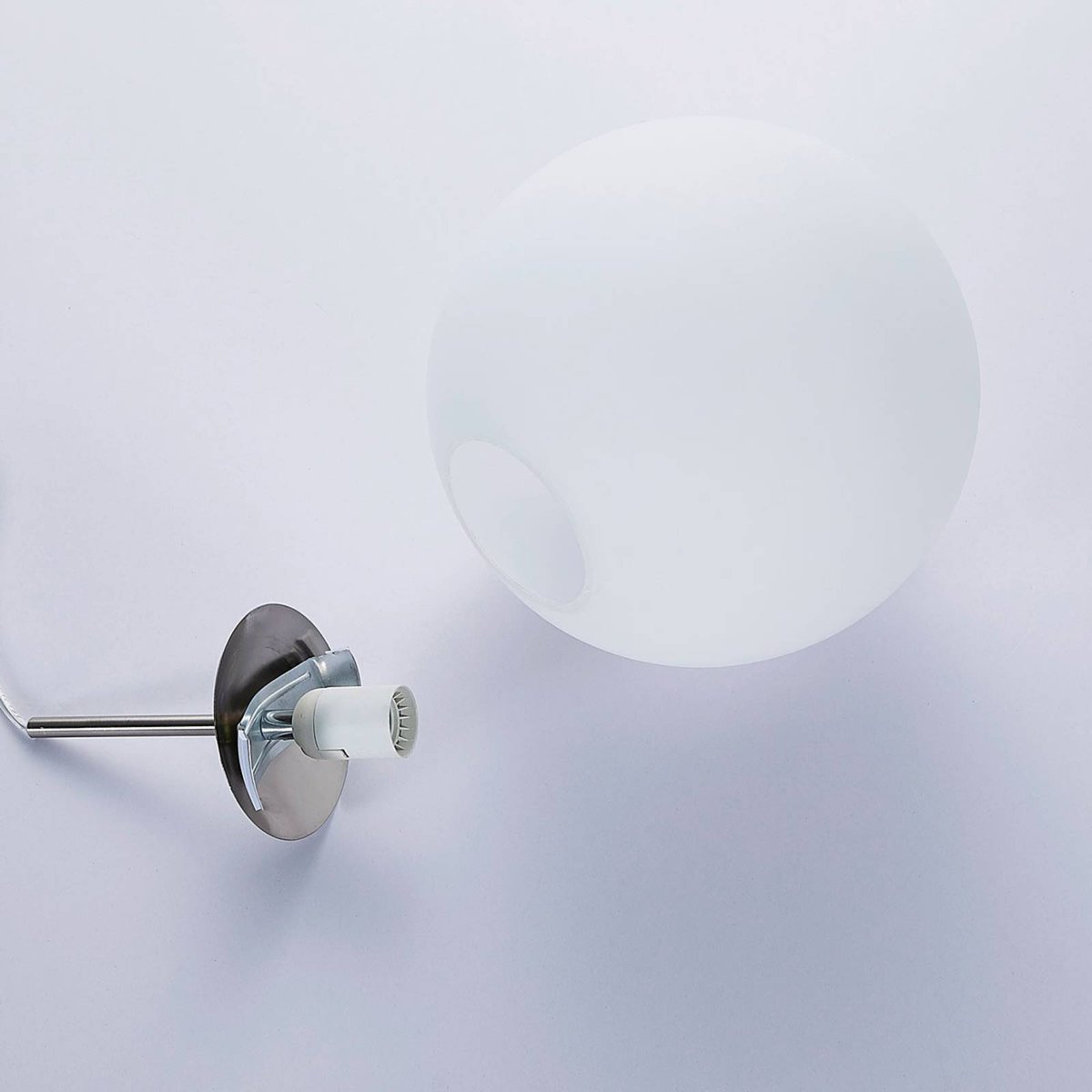 Suspension en verre moderne, Marike blanc, nickel satiné, LINDBY