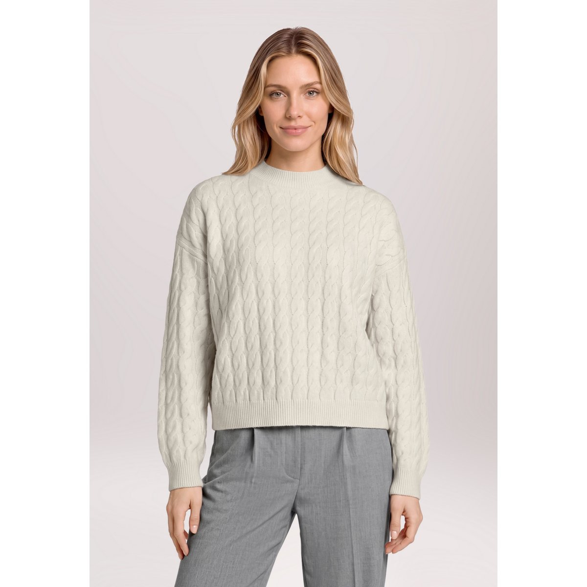 Pull-over en maille à teneur en fil fantaisie white sand, BETTY & CO