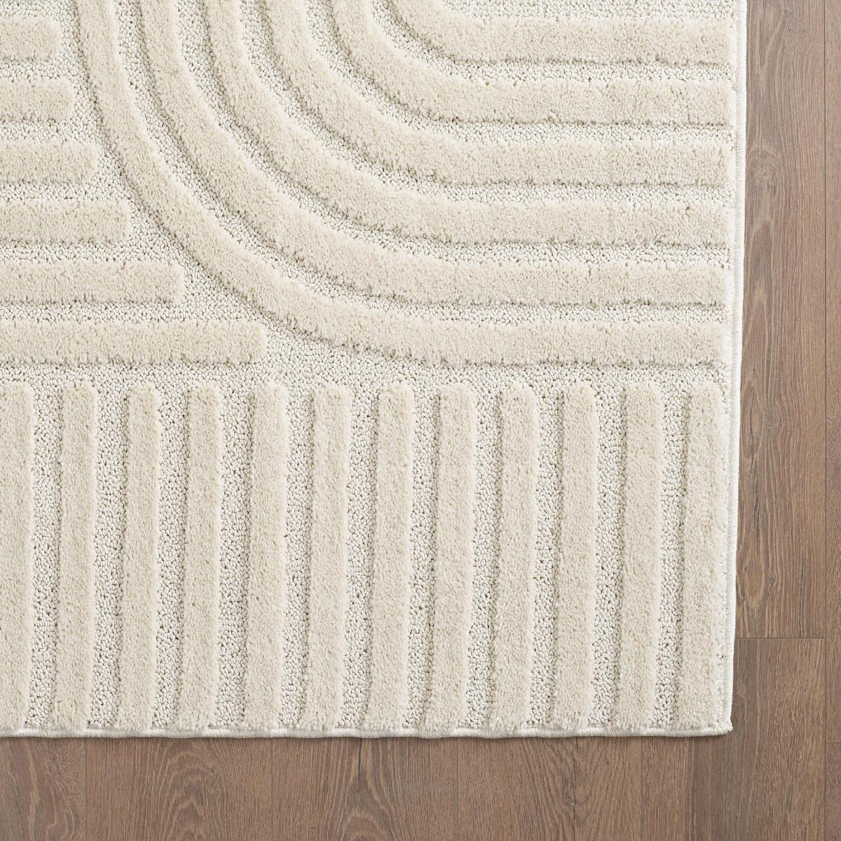 Tapis salon au motif géométrique en relief, moderne et élégant, NOOR crème, UN AMOUR DE TAPIS