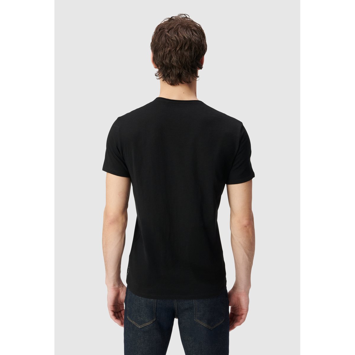 Tee-shirt col V L'Essentiel noir, IKKS