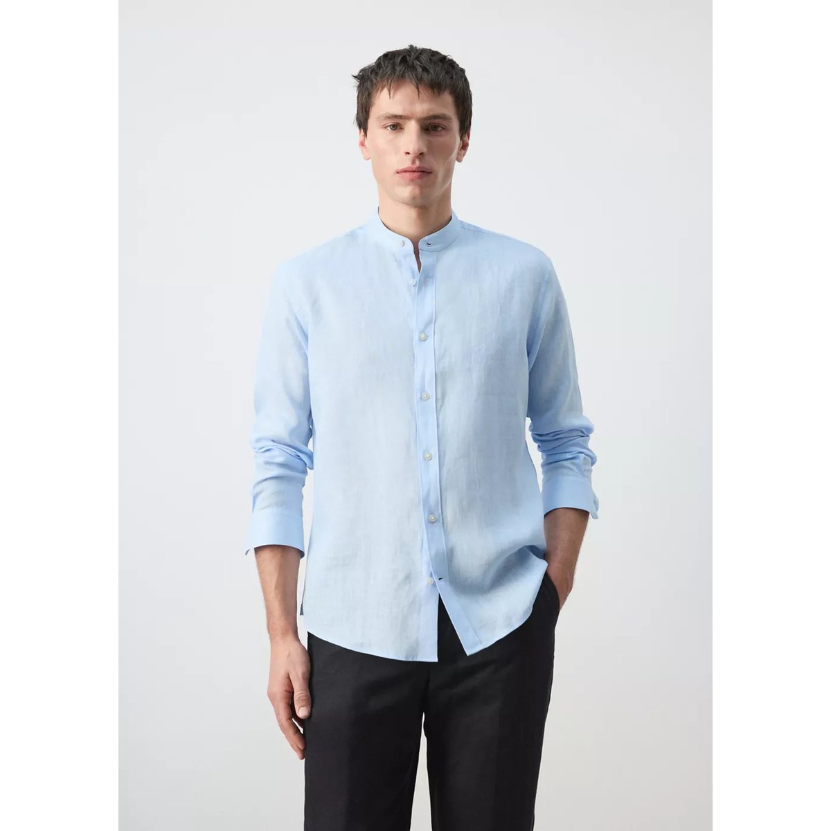 Chemise 100 % lin col mao bleu ciel, MANGO MAN