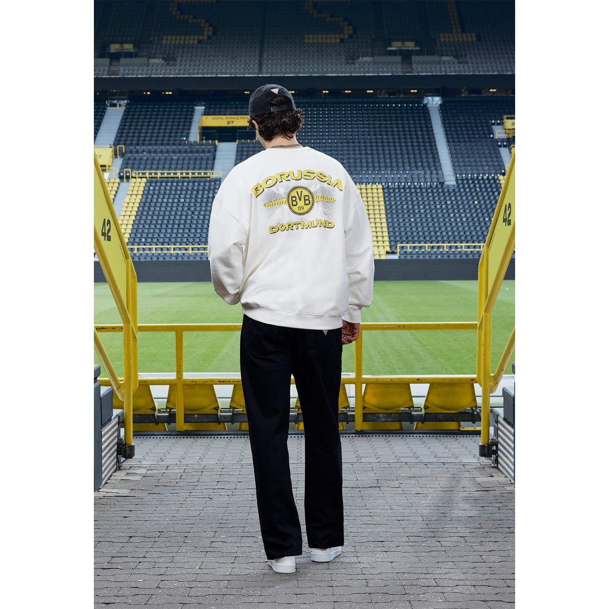 Sweatshirt Imprimée Gj X Bvb blanc, GUESS JEANS