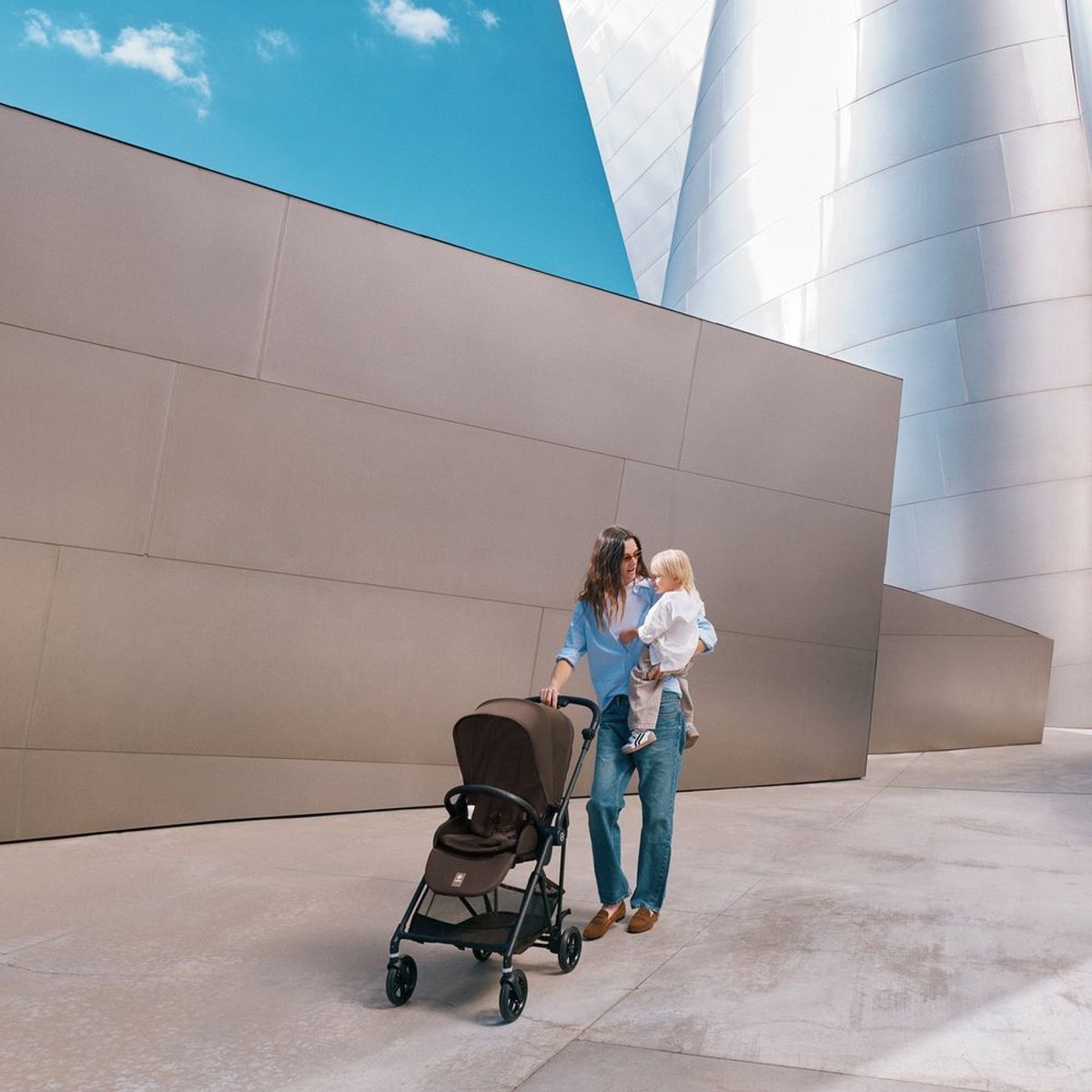 Pack poussette duo Melio Carbon 6 + siège auto Cloud G3 i-Size Tissu Plus noir magic black, CYBEX