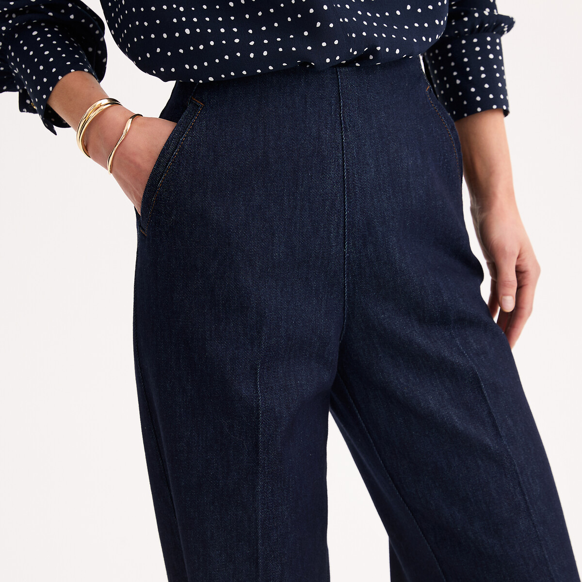 Calças de ganga em denim light azul brut, ANNE WEYBURN