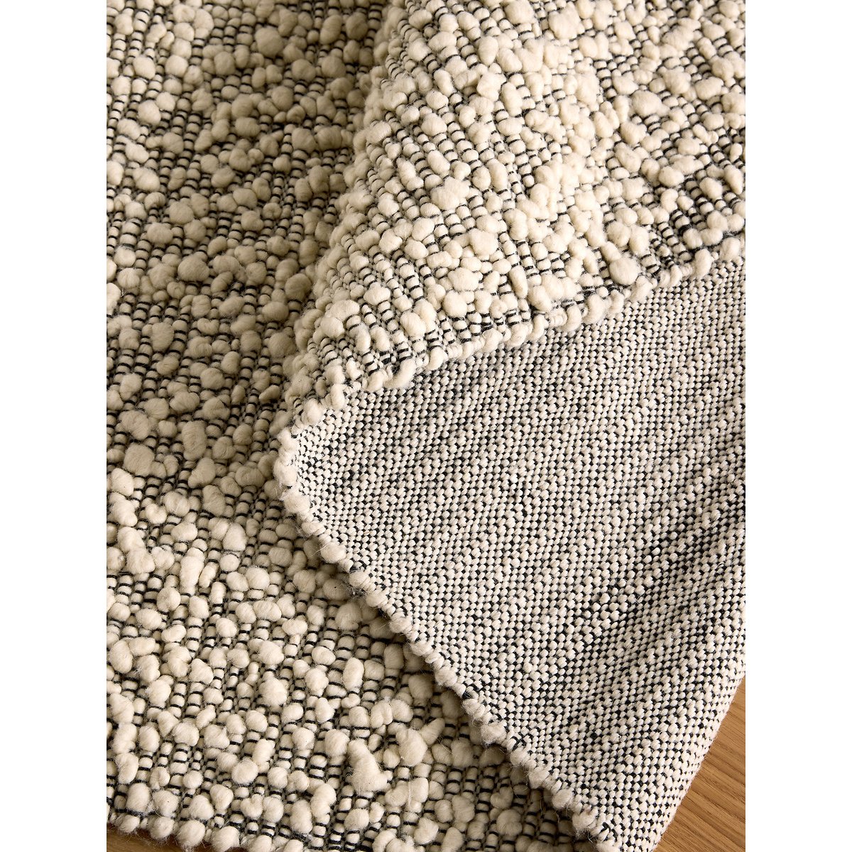 MADE Claude Rug charcoal, MADE