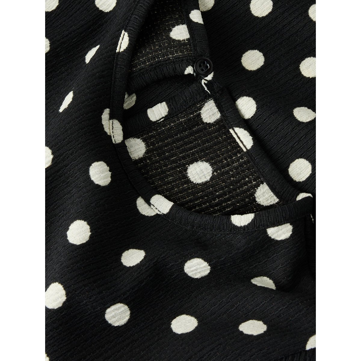 Top black, NAME IT