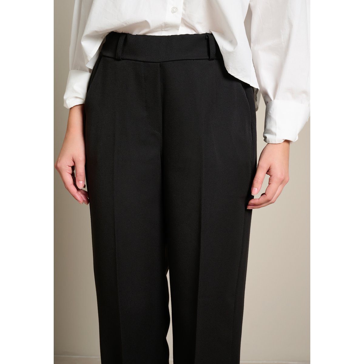 Pantalon classique droit noir, LOLALIZA