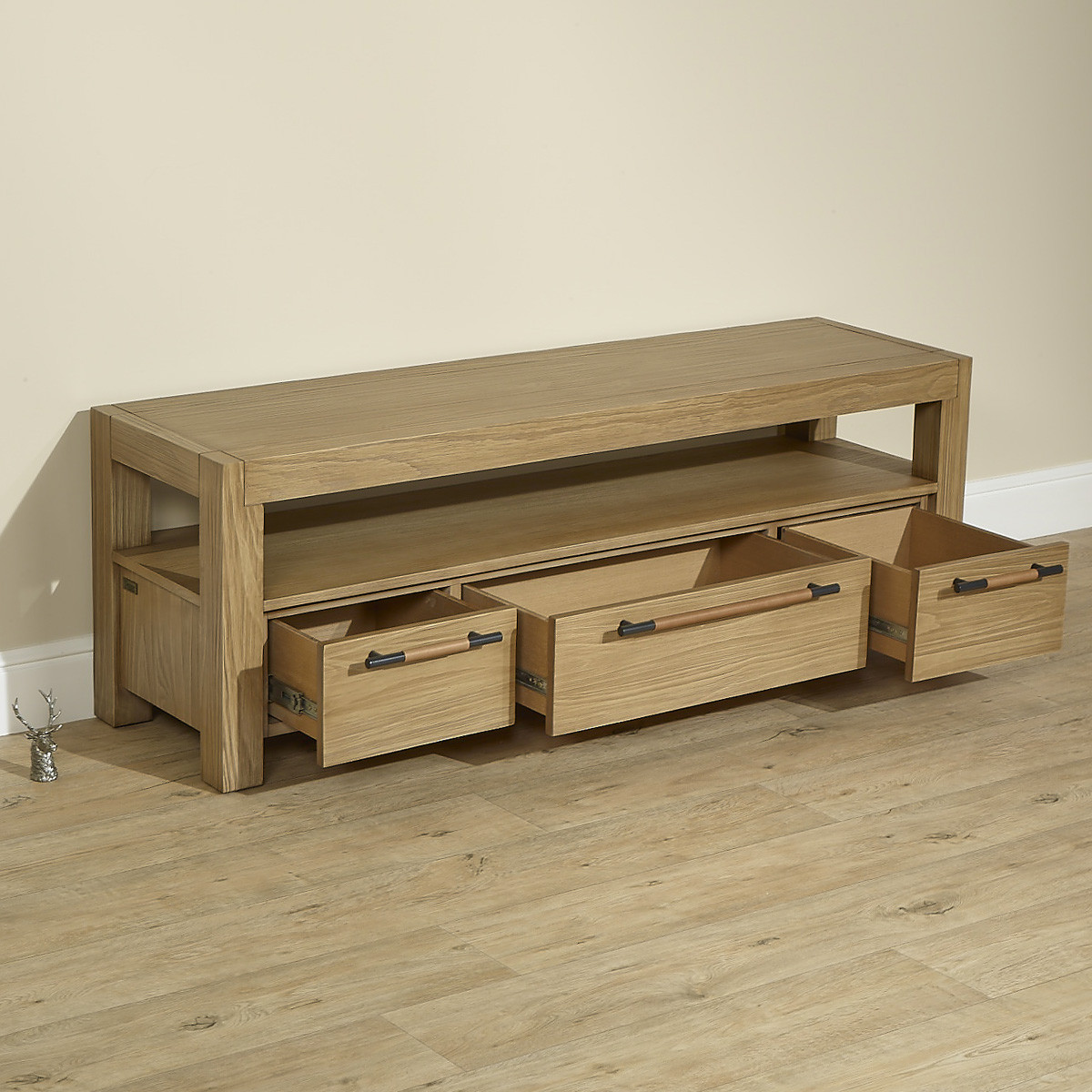 Meuble TV style contemporain avec tiroirs en bois massif MEGÈVE marron, ROBIN DES BOIS