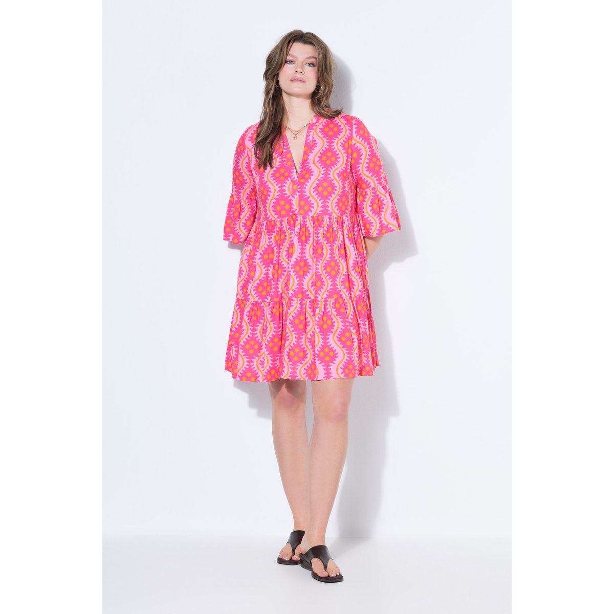 Robe courte évasée, imprimé, volants rose fluo, STUDIO UNTOLD