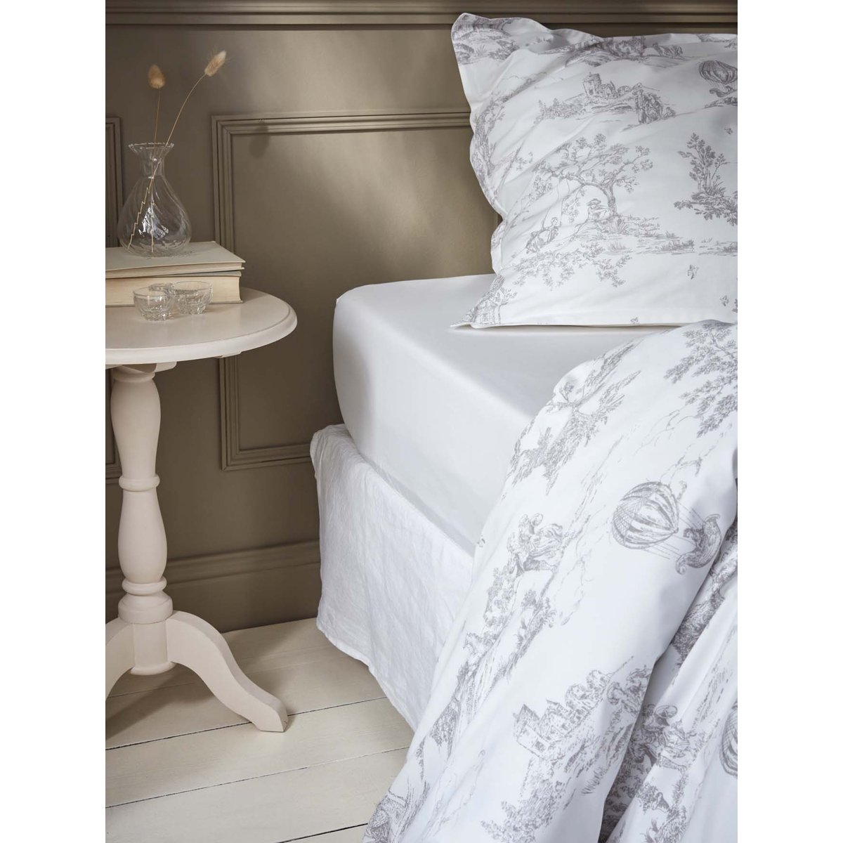 Drap-housse uni percale de coton "Esprit Toile de Jouy" blanc clair uni, CYRILLUS