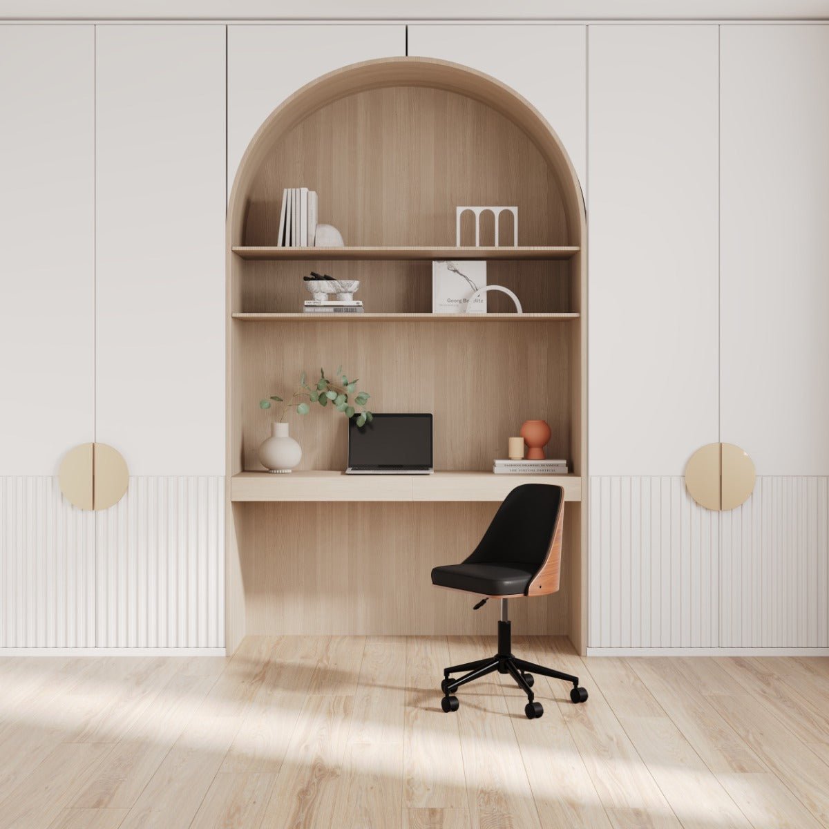Chaise de bureau pivotante sur roulettes en bois et PU - GEORGES noir et bois foncé, MAISON PAVANE