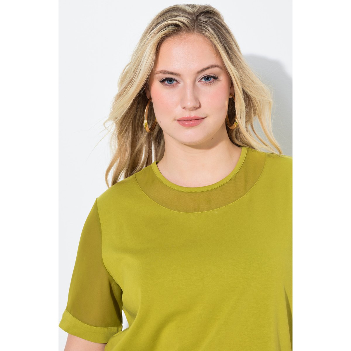 T-shirt décolleté rond avec empiècement vert, ULLA POPKEN