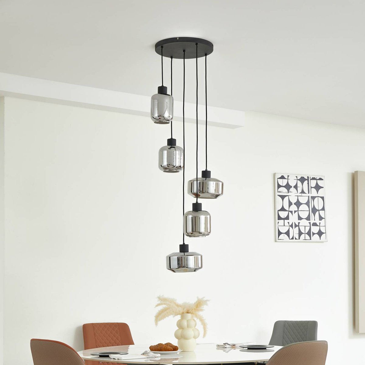 Suspension en verre, Hildur gris fumé, noir sable, LINDBY