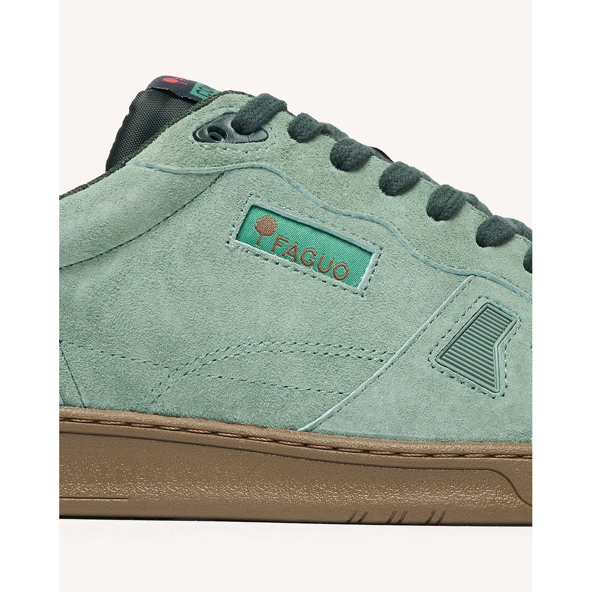 Baskets basses en cuir nubuck vert clair, FAGUO