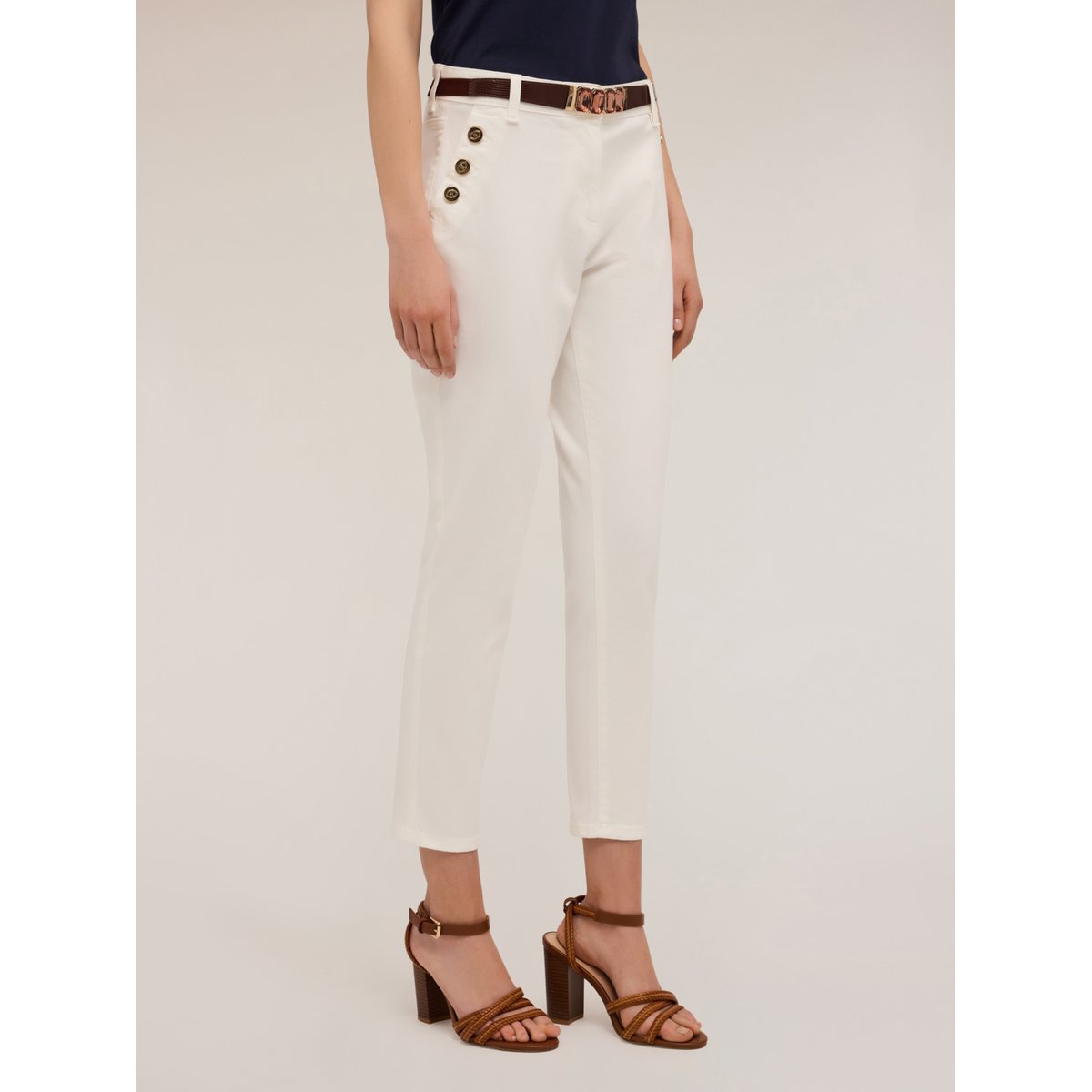 Pantalon classique avec boutons en métal blanc, MOTIVI