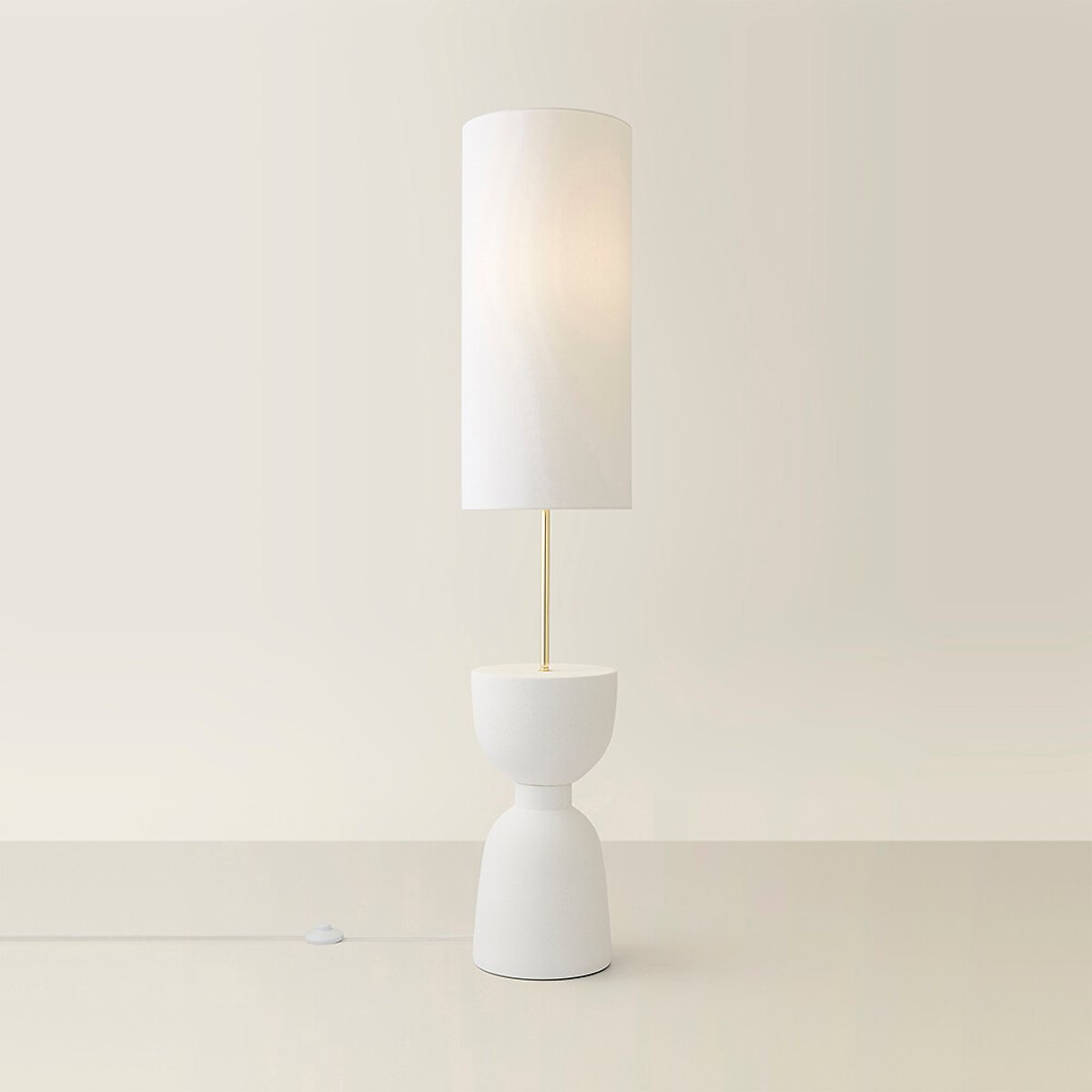 Emmie Totem Table Base Floor Lamp with Tall Linen Shade cream, SO'HOME